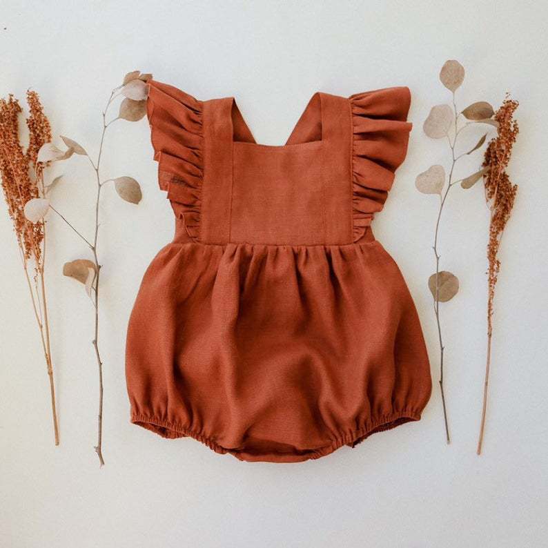 Annie & Charles® Organic Linen Bloomer Daisy