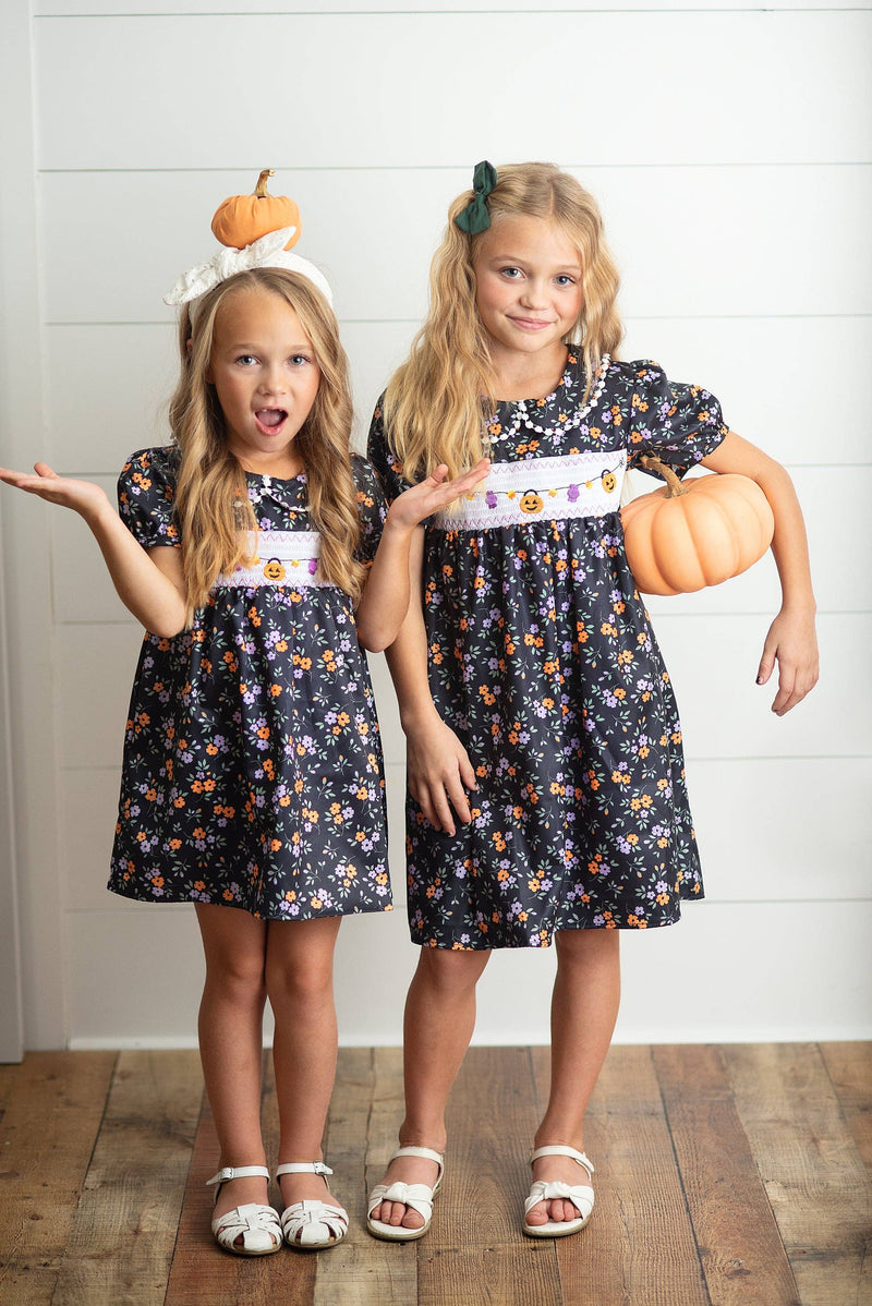 Kids Halloween Pumpkin Candy Smocked Puff Sleeve Fall Dress: 10/12