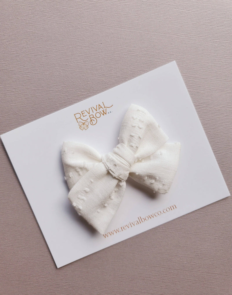 Small Pinwheel • Ivory Dot Linen