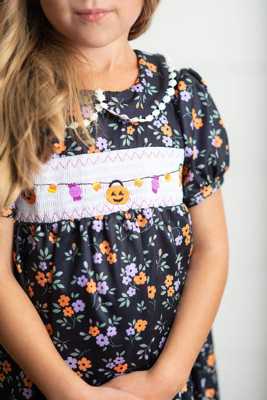 Kids Halloween Pumpkin Candy Smocked Puff Sleeve Fall Dress: 3/4